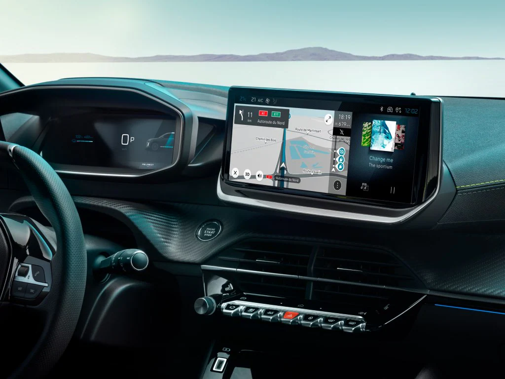 PEUGEOT 208 1.2 Hybrid 110 AT Allure