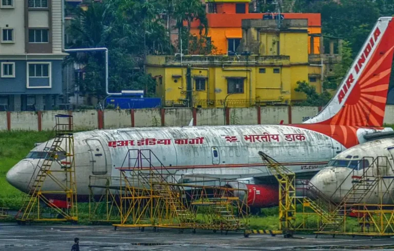 Air India « oublie » un Boeing 737 pendant 12 ans et le retrouve par hasard !