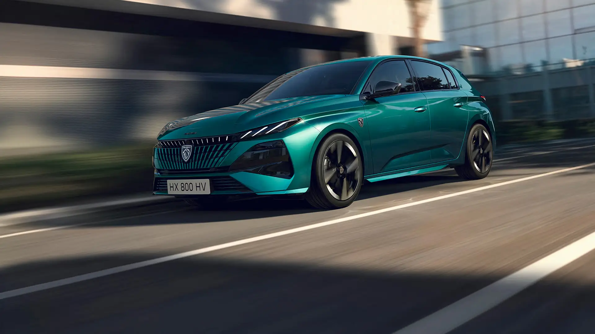 PEUGEOT 3008 1.2 Hybrid 145 AT Allure