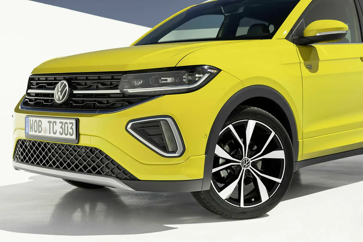 VOLKSWAGEN T-Cross 1.0 TSI 116 DSG R-Line