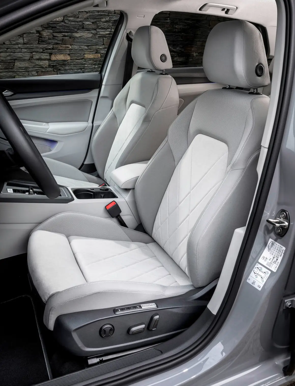 VOLKSWAGEN Golf 2.0 TDI 150 DSG R-Line