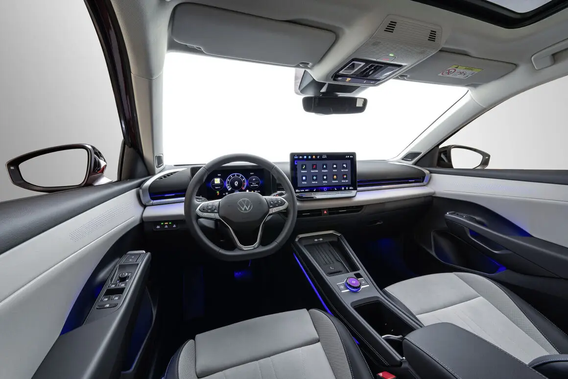 VOLKSWAGEN T-Roc 2.0 TDI 150 DSG R-Line
