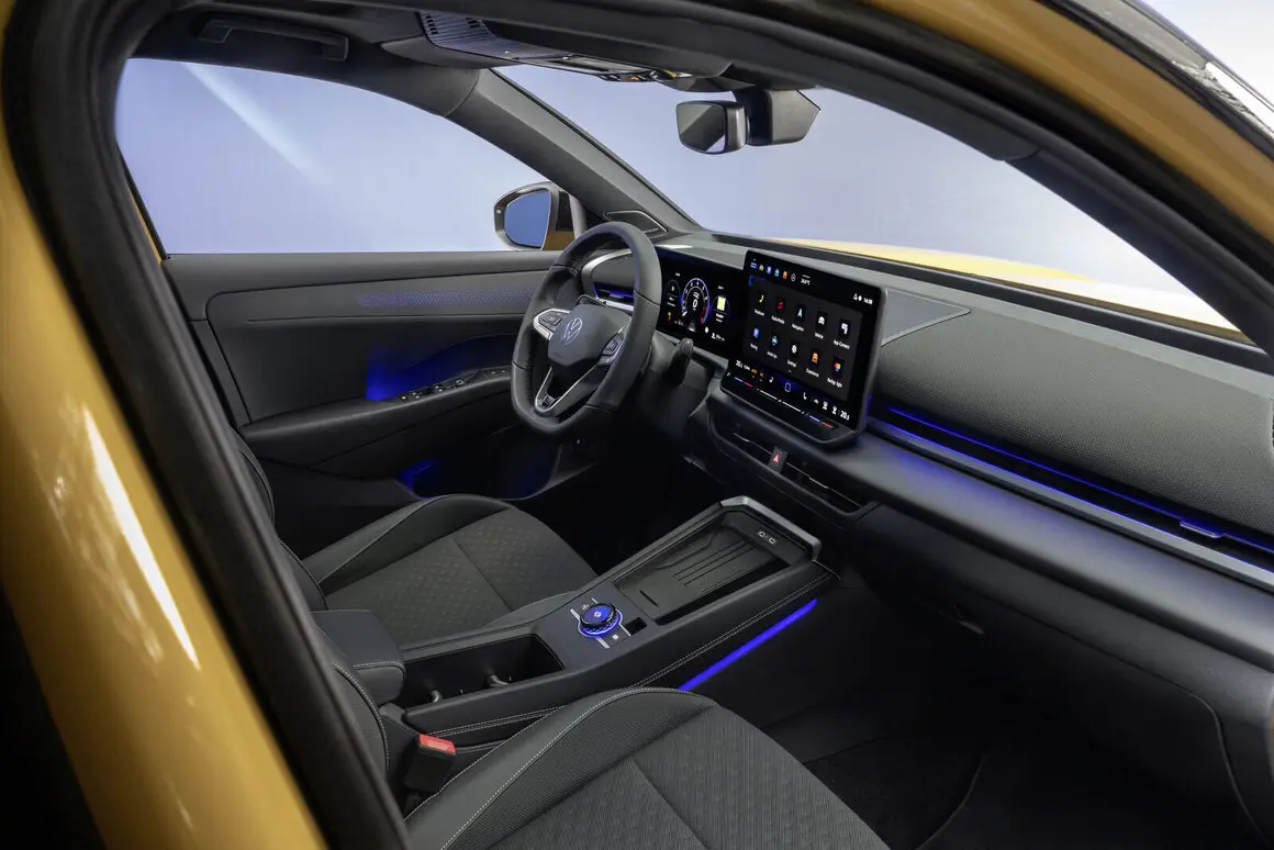 VOLKSWAGEN T-Roc 2.0 TDI 150 DSG R-Line