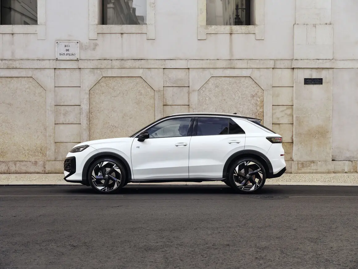VOLKSWAGEN T-Roc 2.0 TDI 150 DSG R-Line