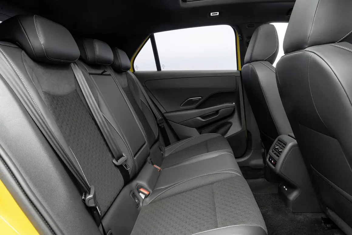 VOLKSWAGEN T-Roc 2.0 TDI 150 DSG R-Line