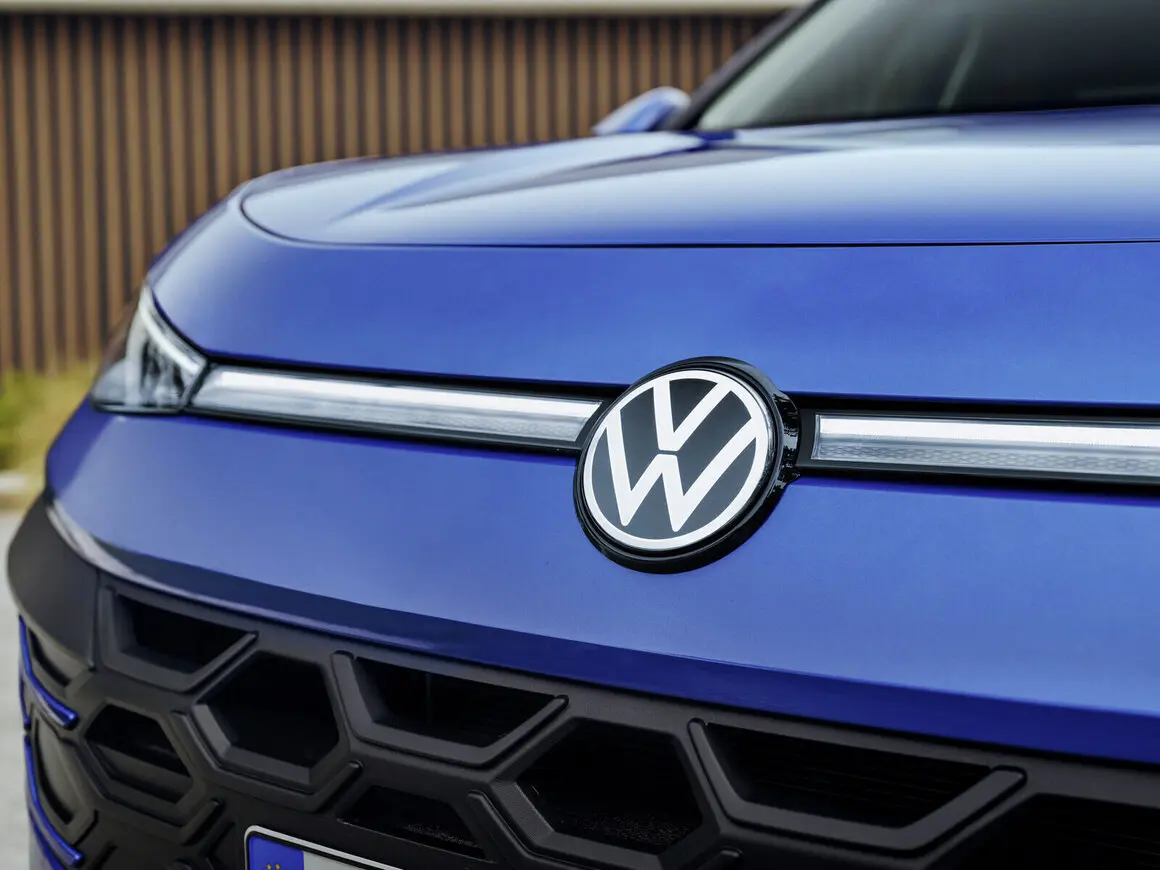 VOLKSWAGEN T-Roc 2.0 TDI 150 DSG R-Line