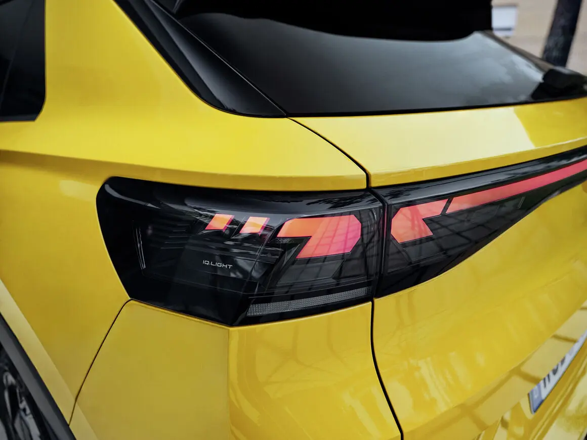 VOLKSWAGEN T-Roc 2.0 TDI 150 DSG R-Line