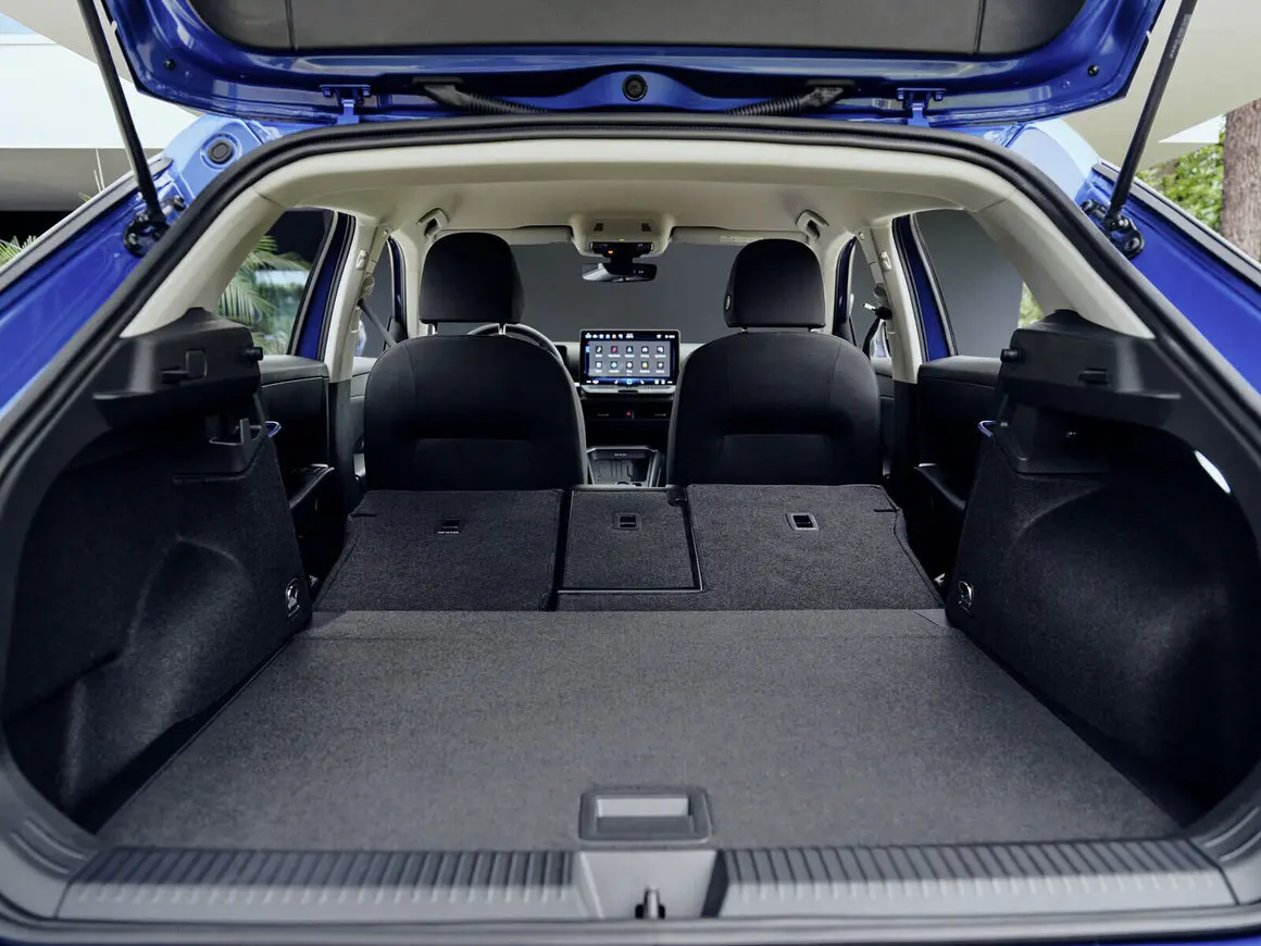 VOLKSWAGEN T-Roc 2.0 TDI 150 DSG R-Line
