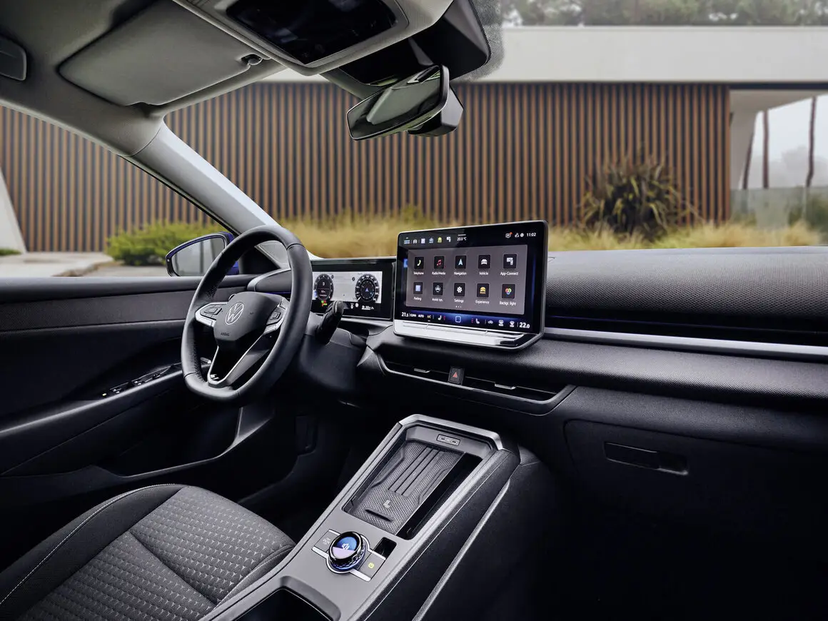 VOLKSWAGEN T-Roc 2.0 TDI 150 DSG R-Line