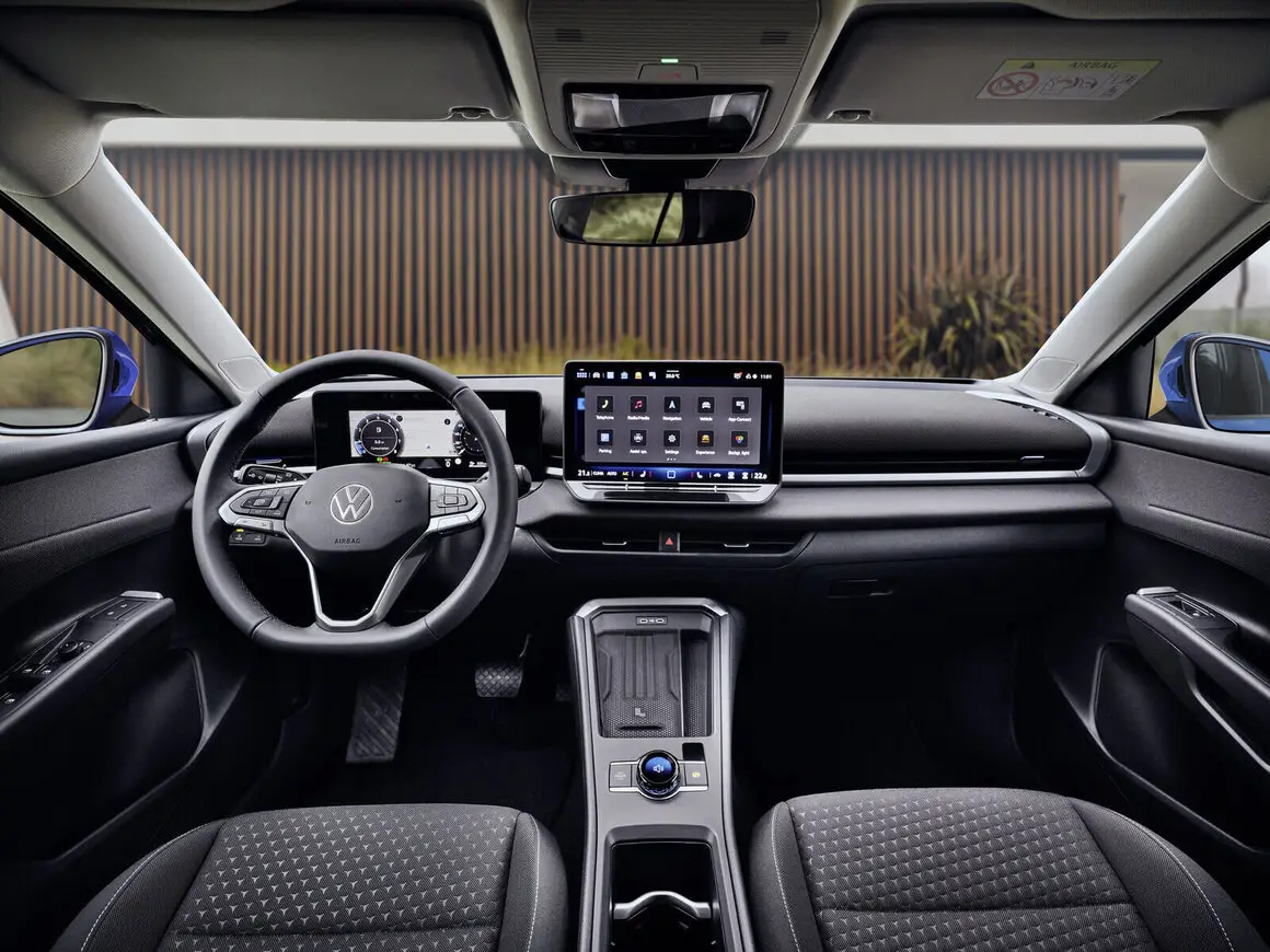 VOLKSWAGEN T-Roc 2.0 TDI 150 DSG R-Line
