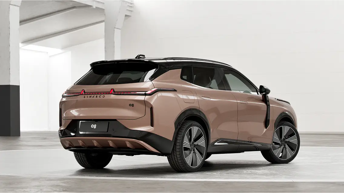 LYNK & CO 08 1.5 T 380 PHEV