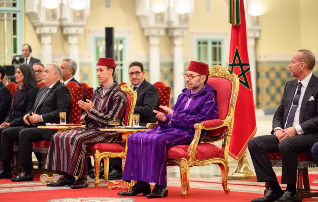 SM le Roi Mohammed VI, accompagné de SAR le Prince Héritier Moulay El Hassan, préside au Palais Royal à Casablanca, la cérémonie de présentation et de lancement du projet de réalisation à Nouaceur d’une usine de production des trains d’atterrissage du groupe Safran.