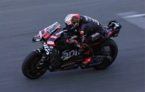 MotoGP : Marco Bezzecchi survole le Grand Prix de Thaïlande, Acosta prend les commandes