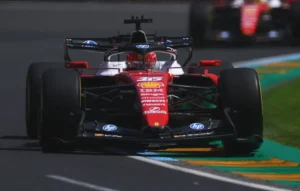 GP d&rsquo;Australie : Charles Leclerc et Ferrari survolent les premiers essais à Melbourne